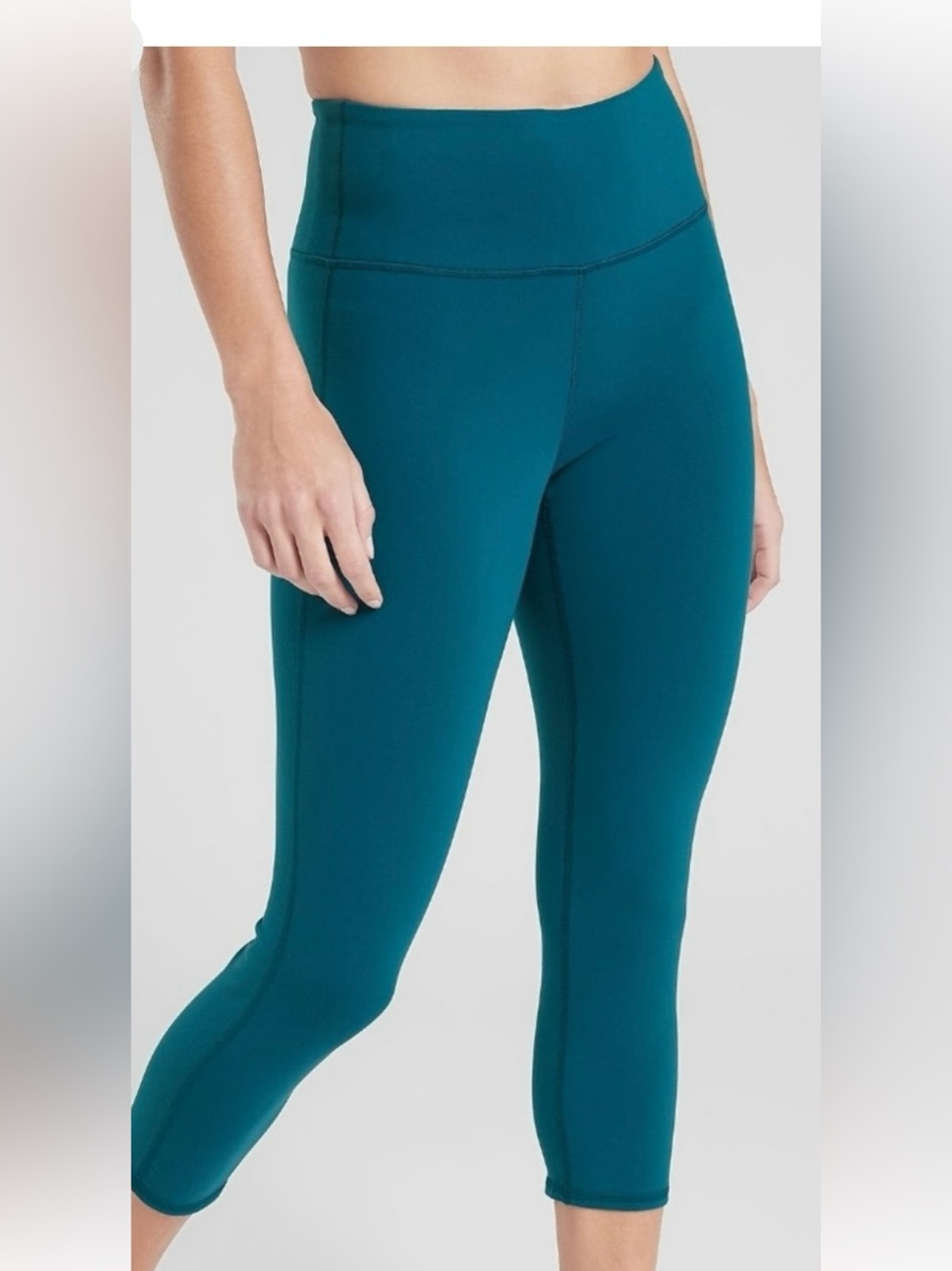 GUC Athleta Elation Capri Powervita Fabric Yoga Pilates Small Tall Teal Green
